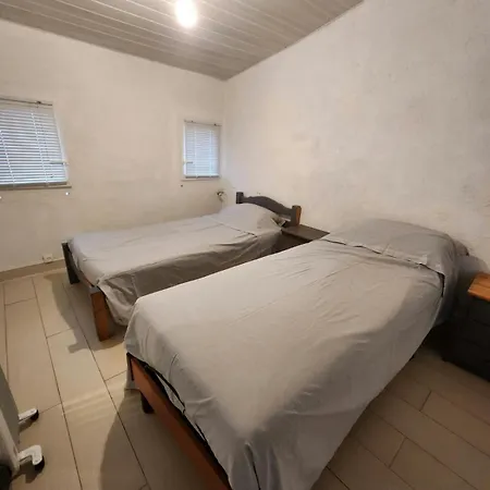 Maison De Village Provencale Apartmán *